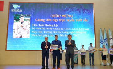 Chúc mừng giảng viên Trần Hoàng Lộc được vinh danh và khen thưởng trong  Hội nghị Giao ban ĐHQG-HCM 6 tháng đầu năm