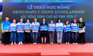 10 nữ sinh nhận học bổng Geocomply Hope Scholarship - Học bổng dành cho nữ sinh viên UIT