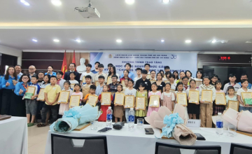  Lễ trao học bổng Nguyễn Đức Cảnh cho con viên chức, người lao động đang công tác tại ĐHQG-HCM